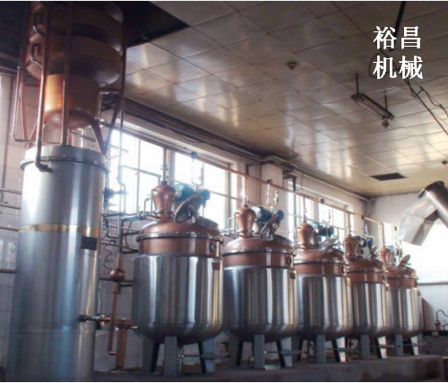 裕昌機械的果渣蒸餾機組